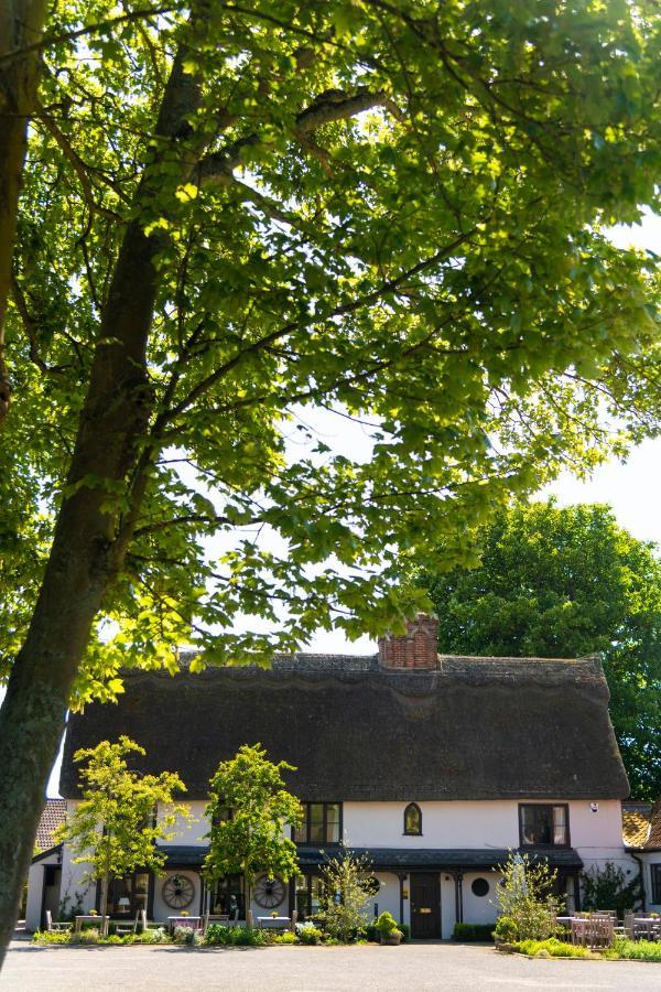 The Black Bull Inn Balsham Dış mekan fotoğraf